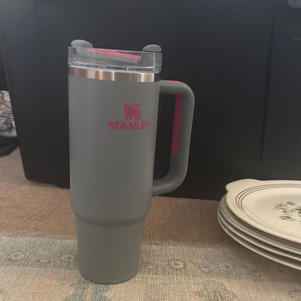 Stanley Gray Tumbler with Handle